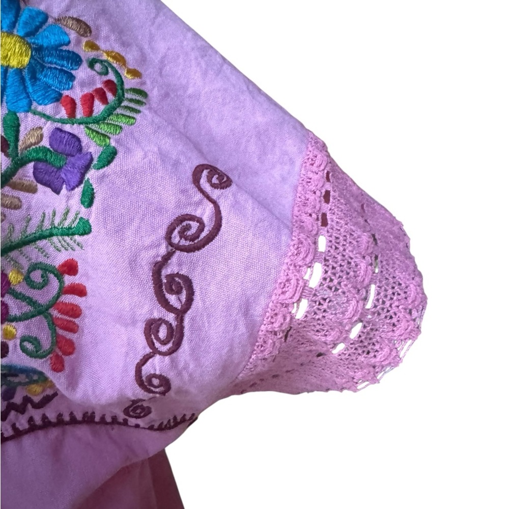 Vintage Mexican Cotton Canvas Crochet Lace Sleeves Embroidered Peasant Top‎ - Picture 3 of 8